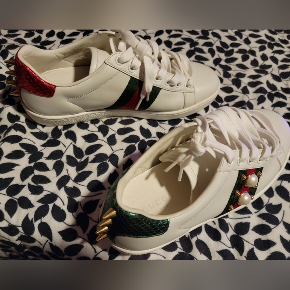 Gucci Ace Studded Leather Sneaker, 37/6.5 - Picture 6 of 8